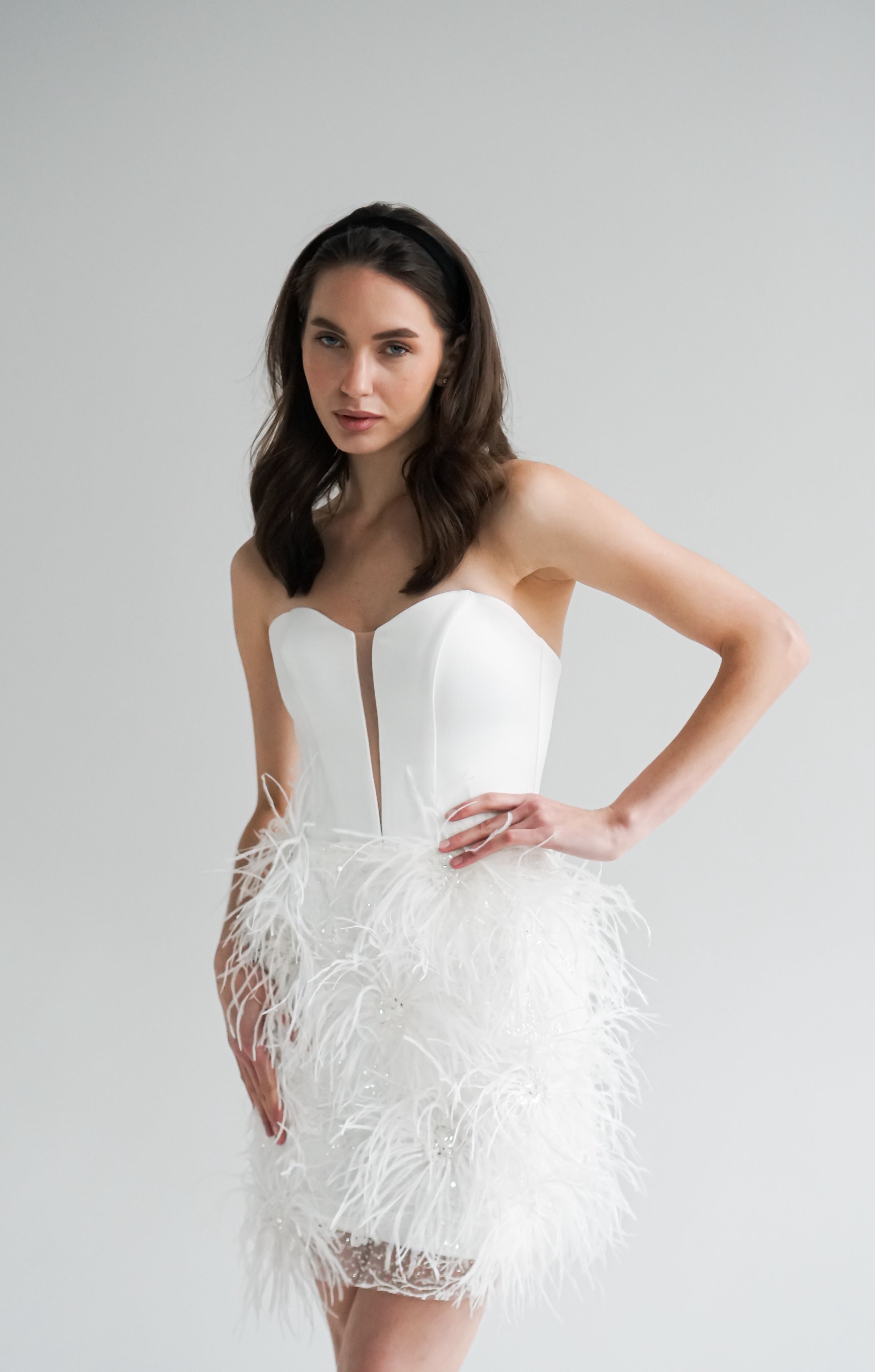 Short Feather Wedding Dress, Bridget Dress 18 / Off-white Short Feather Wedding Dress, Bridget Dress 18 / Off-white