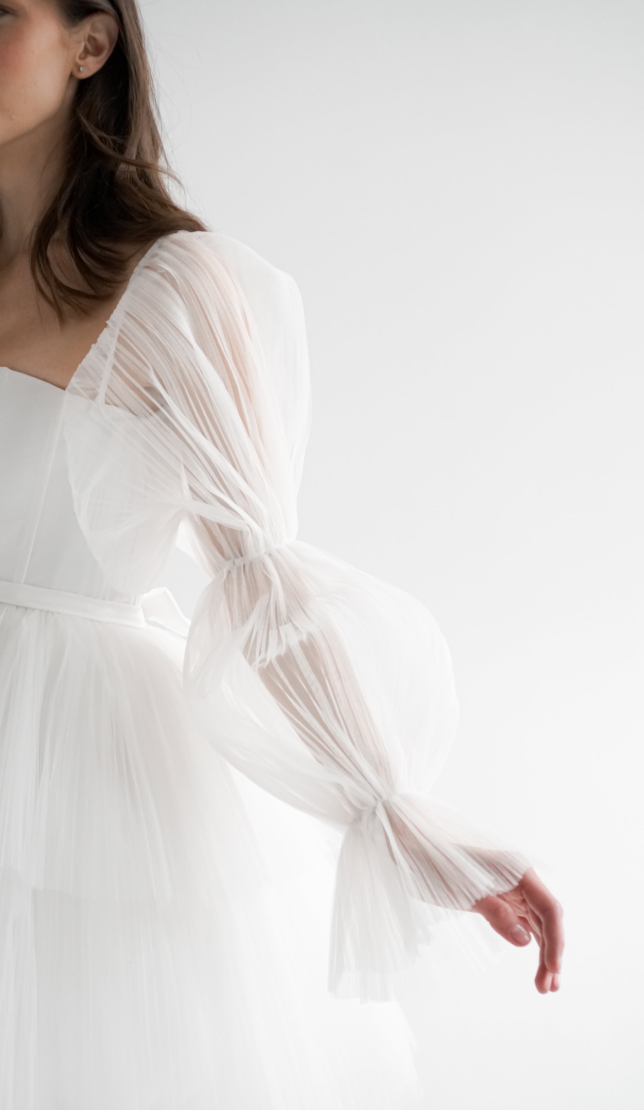 detached sleeve dress グレー　S Mesh Illusion Long Sleeve Bridesmaid Dress | David's Bridal