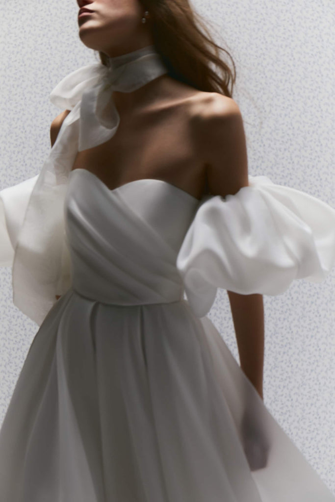 Karen Dress, Wedding dress with puff sleeves