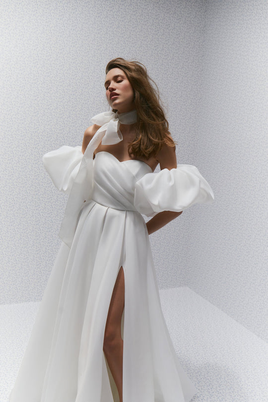 Karen Dress, Wedding dress with puff sleeves